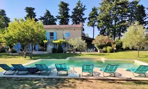 Image of very beautiful provencal mas with pool, in the country, between cavaillon and l'isle sur la sorgue - sleeps 10