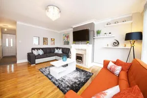 Image of Gorgeous Manchester Home with Garden & Parking