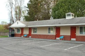 Image of Budgetel Inn & Suites Glens Falls