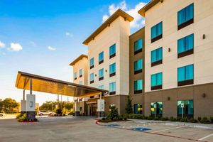 Image of Best Western Plus Houston I 45 North Inn & Suites