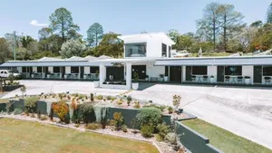 Image of Motel Maclean