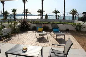 Image of T3 NEUF AVEC TERRASSE ET JARDIN FACE a LA MER