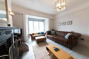 Image of Maison Number 5