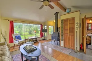 Image of Peaceful Cabin on Horse Farm, 5 Mi to Town!