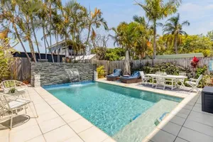 Image of On Esplanade own flat & Pool, Manly cafe precinct