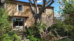 Image of Les Micocouliers