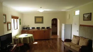 Image of Gumtree On Gillies B&B