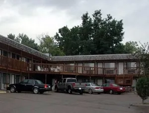 Image of KNIGHTS INN & SUITES STURGIS