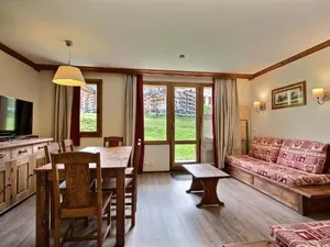 Image of Appartement cosy avec balcon et accès ski aux pieds à Plagne Soleil - FR-1-351-89