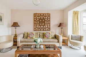 Image of Sunnybank House in North Epsom