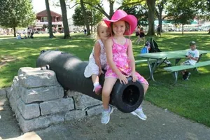 Image of Island Club #58