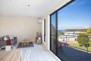 Image of Dolphin Views Unit 5 of 14 Dolphin St