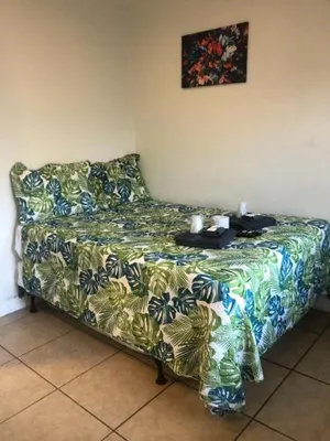 Image of Crown Inn & Suites