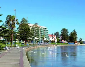 Image of A-The Entrance Private Water Front 1 bedroom appartment at the Oaks
