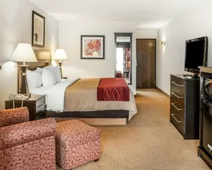 Image of Comfort Inn Farmington