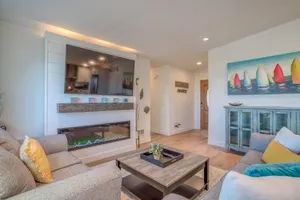 Image of The Seaborn