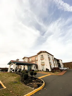 Image of Days Inn by Wyndham Richmond/South