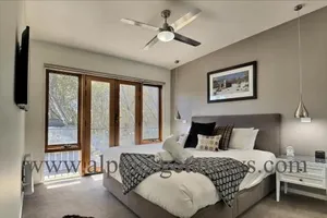 Image of Apres