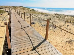 Image of Villa patio avec piscine, à 400m des commerces et 6km de plage - Animaux admis - FR-1-239-83