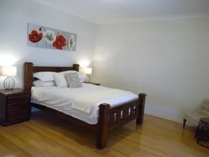 Image of Auburn Vineyard Retreat