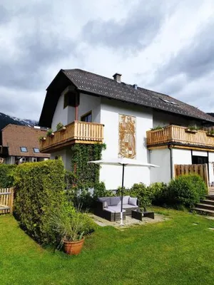 Image of Haus Katris