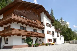 Image of Apart Eggli