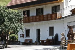 Image of Holderstanzenhof