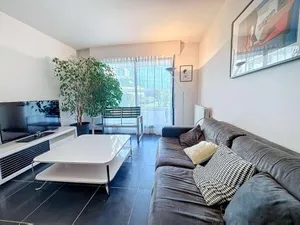 Image of Appartement moderne avec terrasse et parking, au cœur de Granville, à deux pas de la plage ! - FR-1-361-77