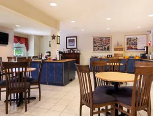 Image of MONROE HEIGHTS HOTEL