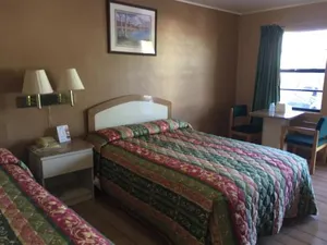 Image of Golf View Motel