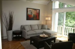 Image of Roscoe Village Guesthouse