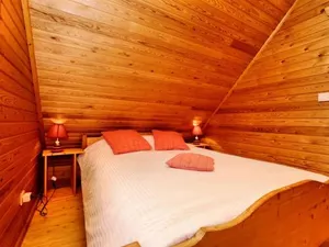 Image of La Pomme de Pin