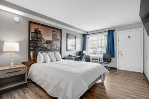 Image of Executive Lodge