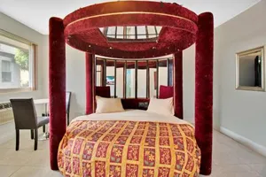 Image of Super Budget Inn