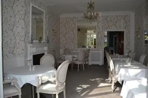 Image of Cranleigh Hotel