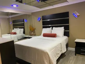 Image of Relax Inn North Babylon