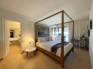 Image of LE FORTUNY - 3 Suites, 2 apparts, 1 chambre - proche TRAM ligne aéroport et parking gratuit