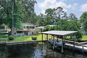 Image of Modern Retreat Lake House @Lake Talquin