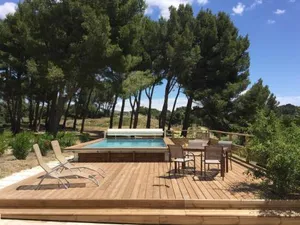 Image of typical provencal farm in an exceptional natural site, the alpilles park - 8 people.