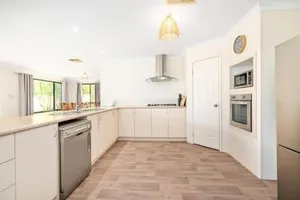 Image of Sandpiper House 4BR Family & Pet-Friendly Stay