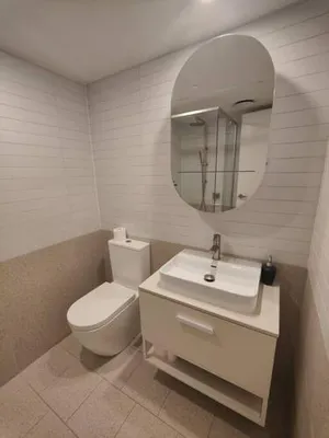 Image of Charming 1 Bedroom Apartment in Dickson with Parking