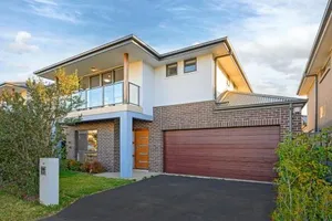 Image of The Pond sweet 4 br home by Coles with garage&WiFi