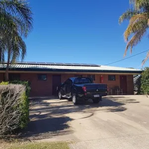 Image of Oasis Hotel Motel
