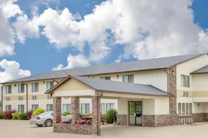 Image of Super 8 By Wyndham Lamoni Ia