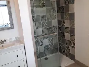 Image of Gîte dans château du XVè avec piscine privée, wifi et animaux admis - FR-1-381-410