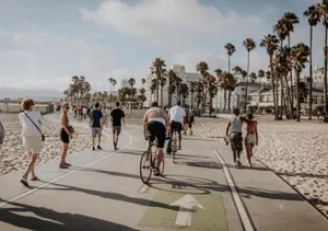 Image of SANTA MONICA LUXURY APARTMENT WALK to BEACH!