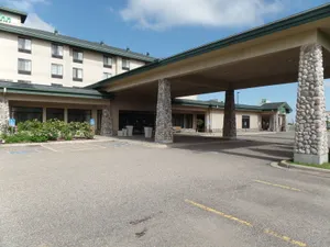 Image of Holiday Inn Hotel & Suites Owatonna