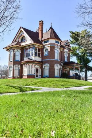 Image of Queen Anne Bed and Breakfast