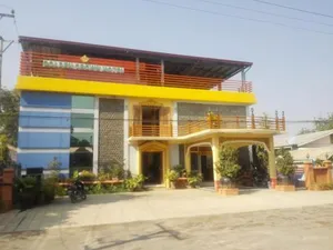 Image of Golden Crown Motel