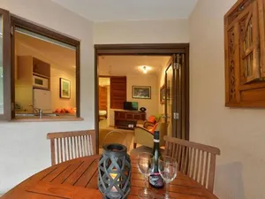 Image of Bale 19 @ Hibiscus